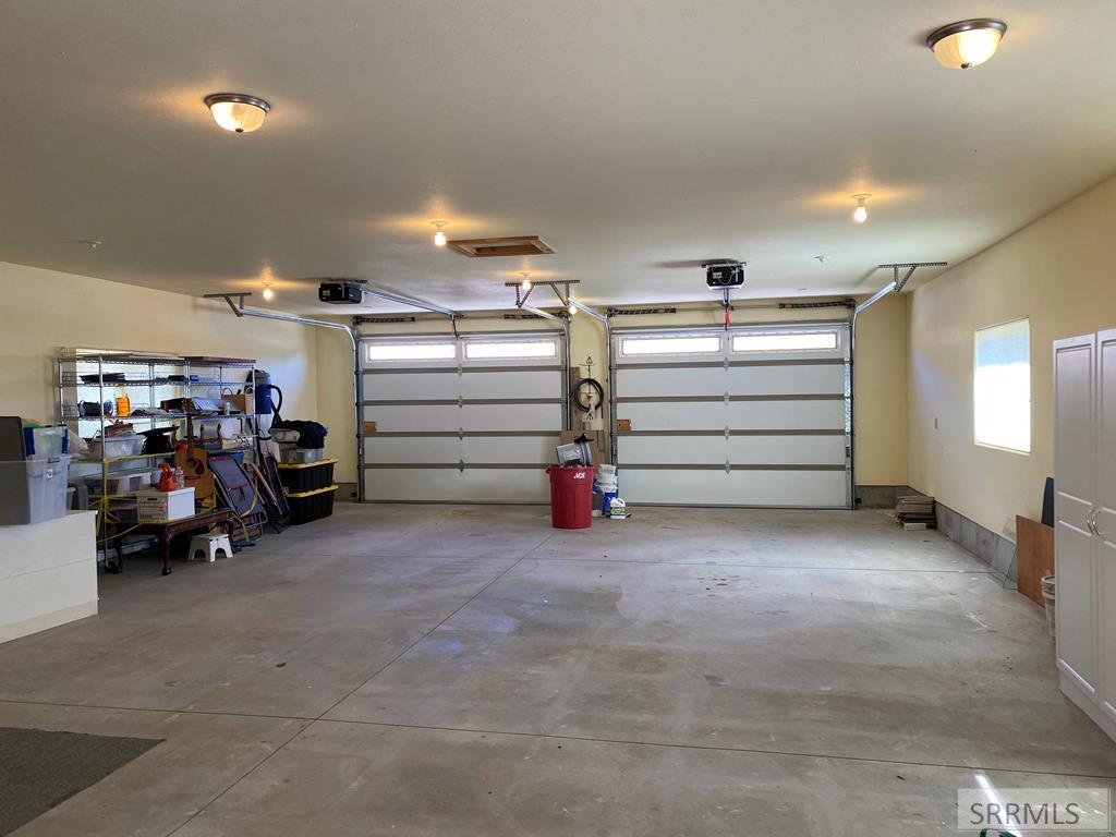 Interior Unattached 2 car garage 