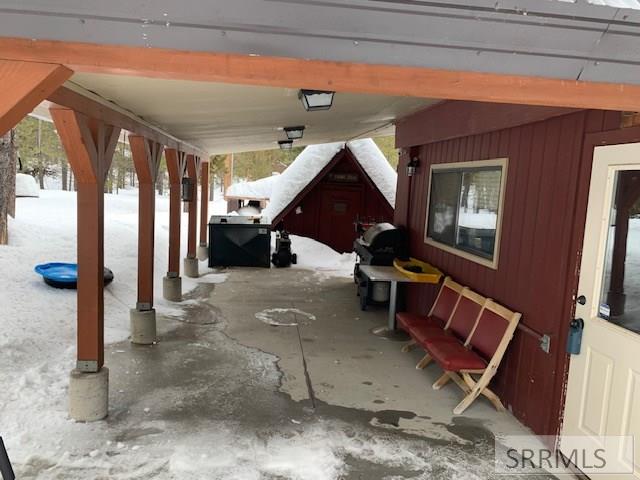 Carport/covered pourch