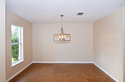 Unstaged Dining Room