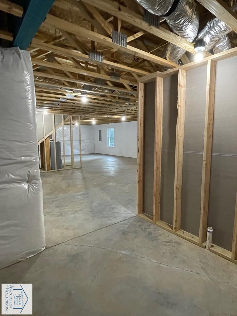 Full unfinished basement