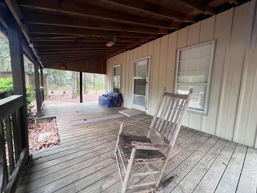 Covered front porch of Cabin