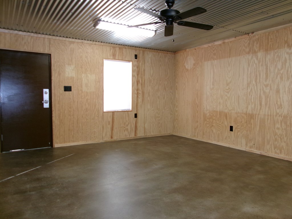 Insulated Shop Office - 18' X 15'