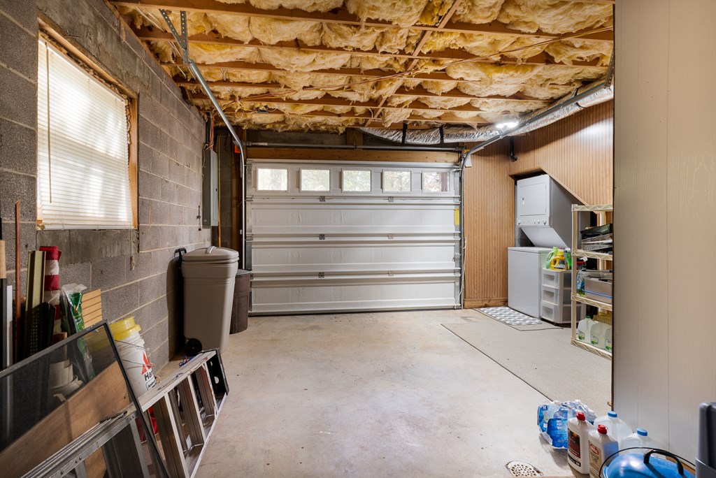 Garage with Laundry Room