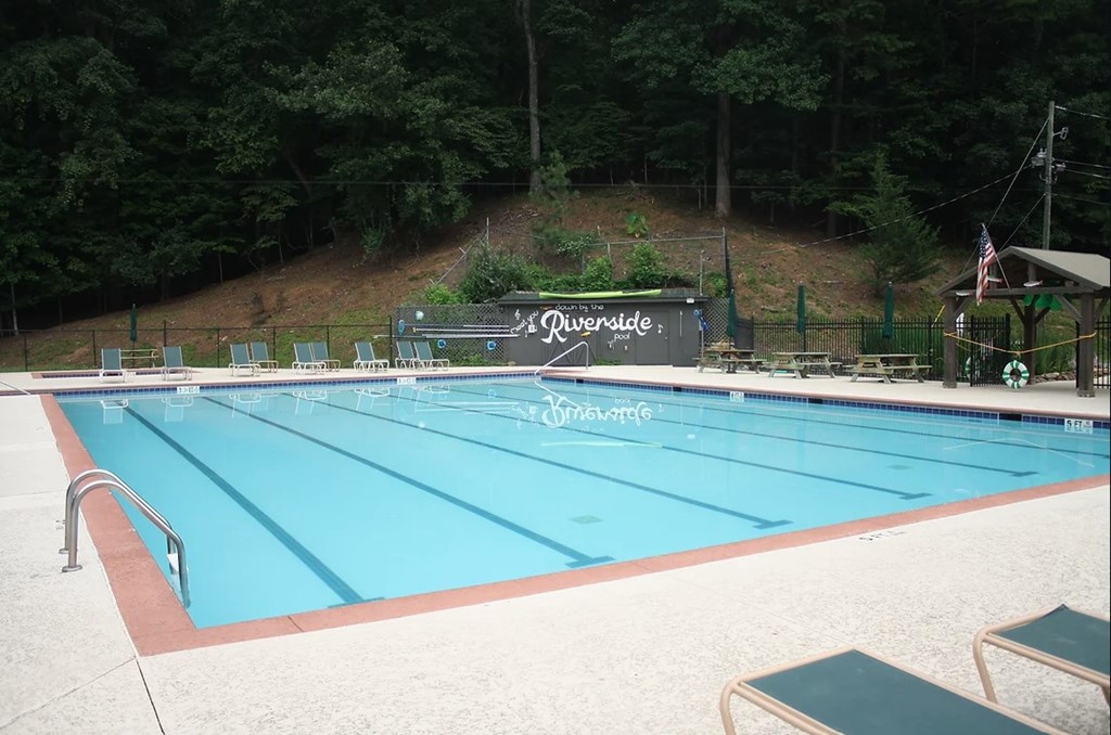 Coosawattee River Resort Riverside Pool