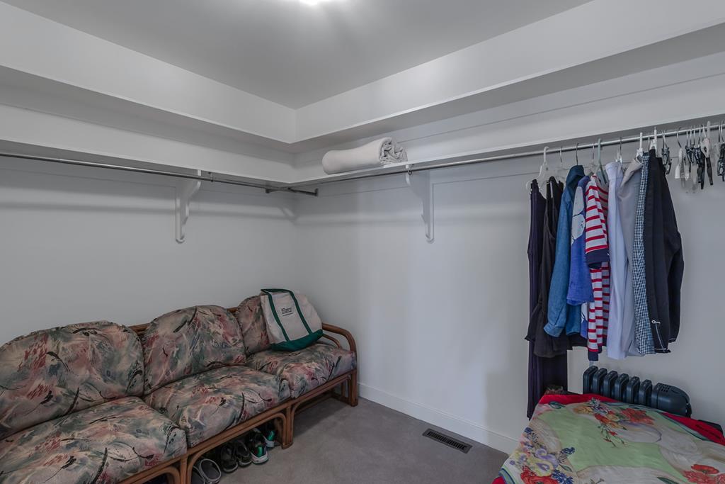 Expansive dressing area/closet