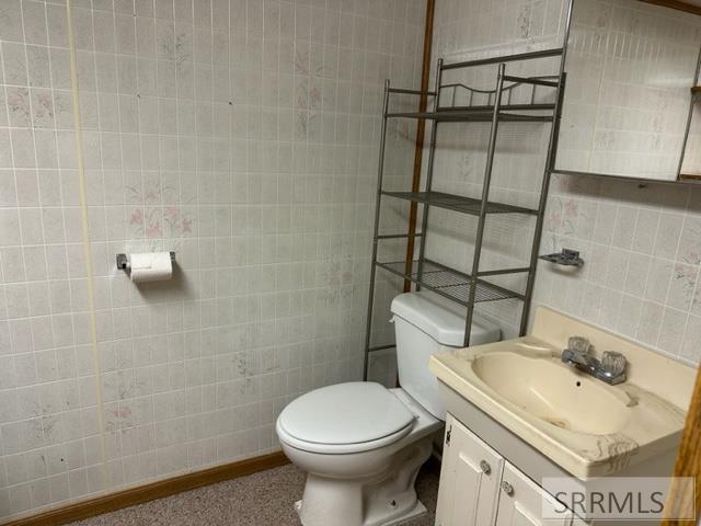 Downstairs bath/shower