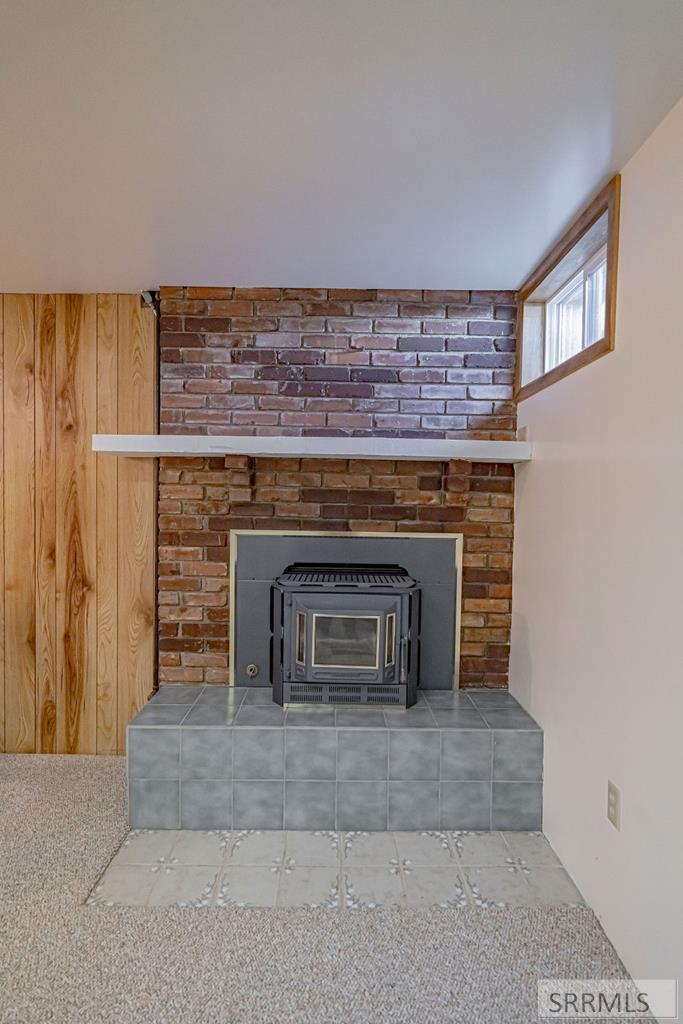Family Room Gas Fireplace Insert