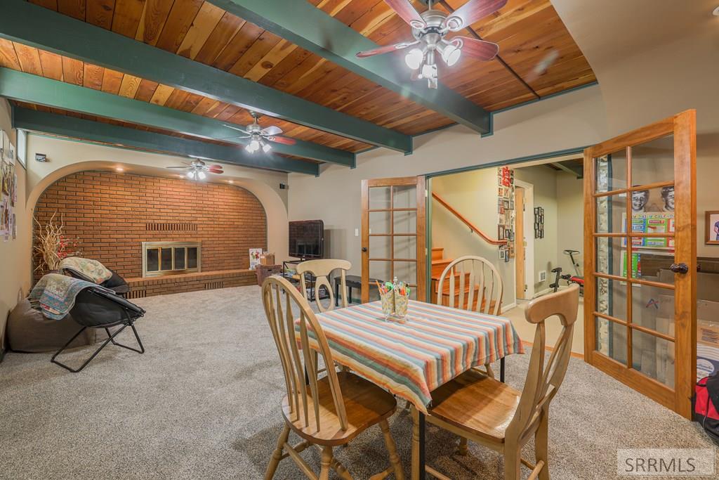 Large Basement Living Room! Look at that Ceiling! 