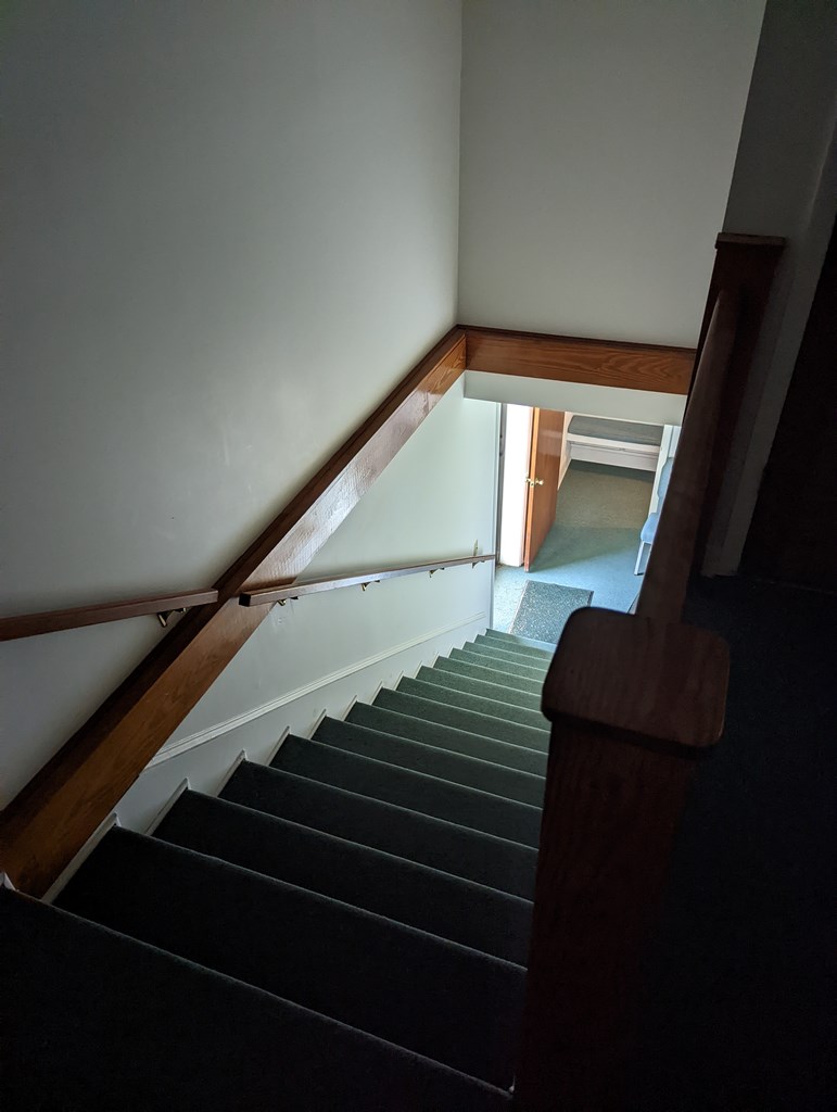 Stairways are well designed 