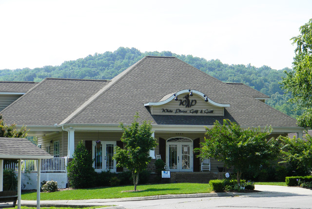 cookeville_white_plains_golf_course_club_house.jpg